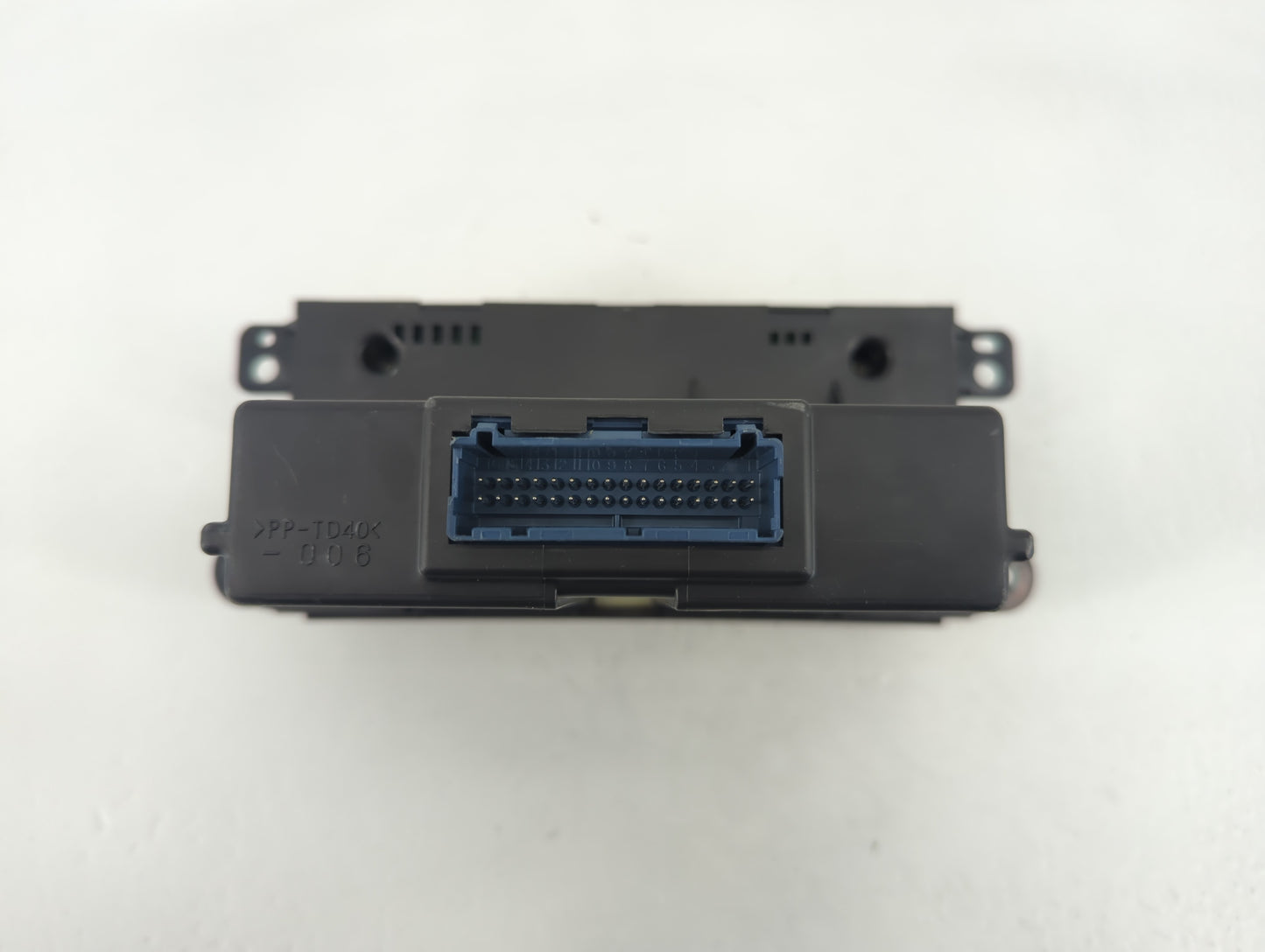 2004 Cadillac Srx Climate Control Module Temperature AC/Heater Replacement P/N:MX2370000-0844 25765160 Fits OEM Used Auto Pa