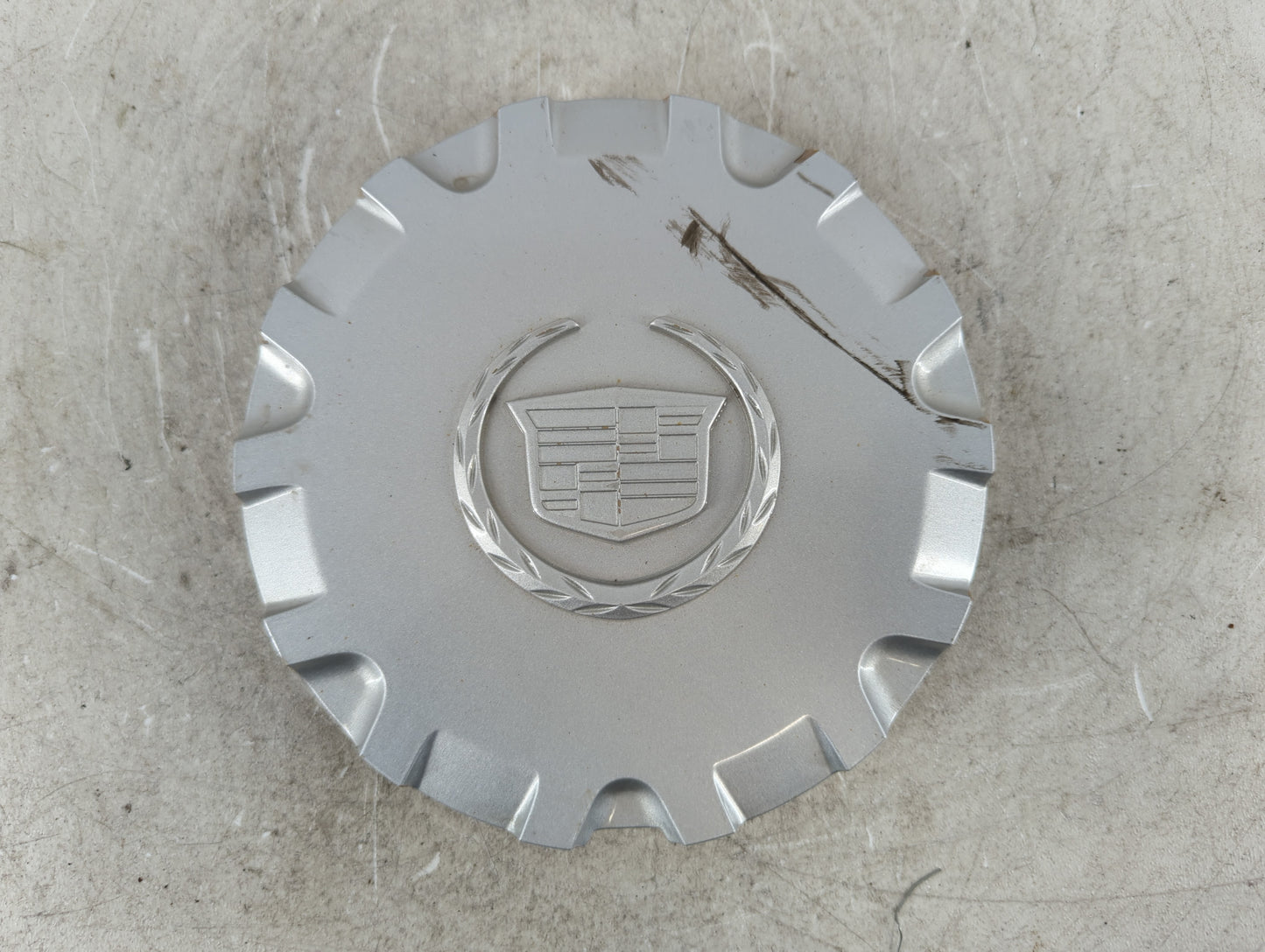 2004 Cadillac Srx Rim Wheel Center Cap - Oemusedautoparts1.com