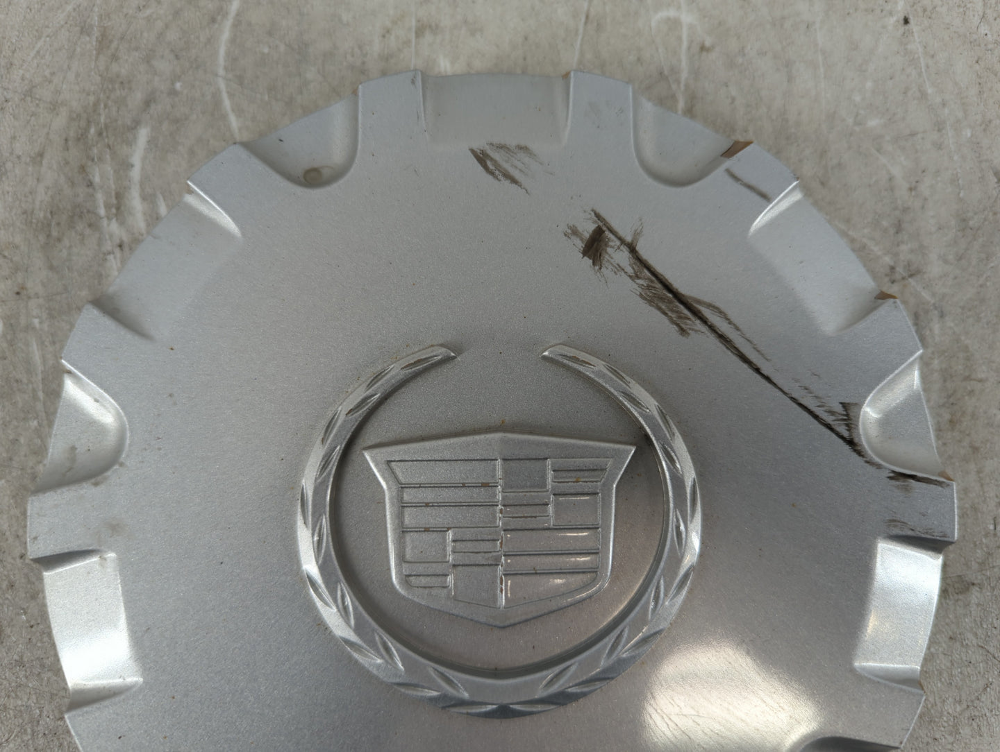 2004 Cadillac Srx Rim Wheel Center Cap - Oemusedautoparts1.com