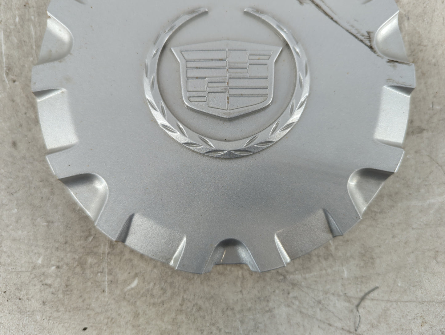 2004 Cadillac Srx Rim Wheel Center Cap - Oemusedautoparts1.com