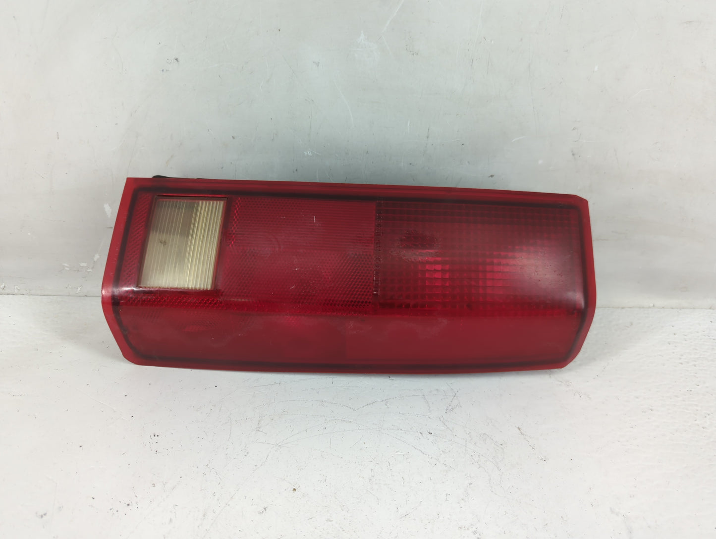 1985-2005 Chevrolet Astro Tail Light Assembly Passenger Right OEM Fits OEM Used Auto Parts - Oemusedautoparts1.com