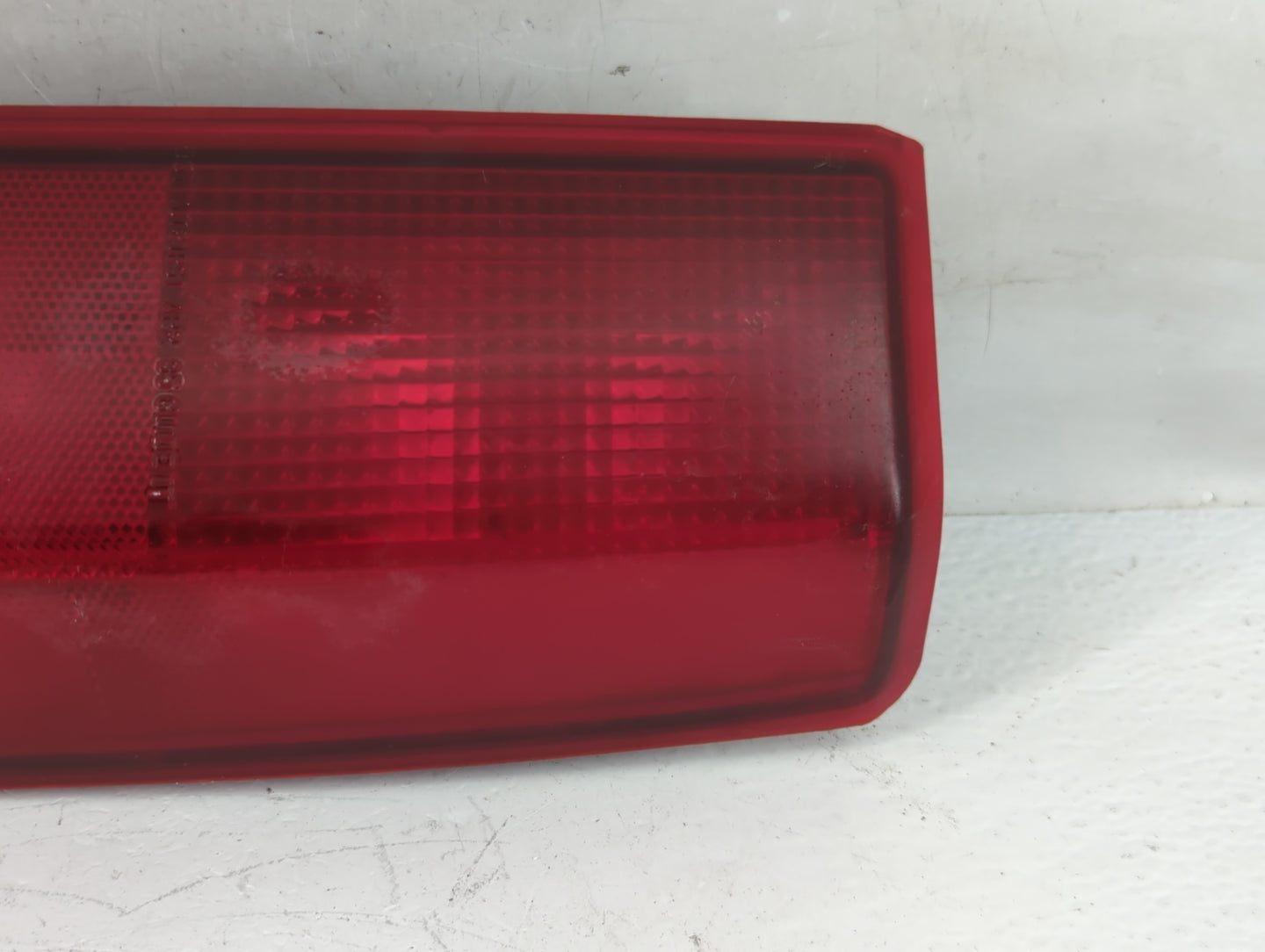 1985-2005 Chevrolet Astro Tail Light Assembly Passenger Right OEM Fits OEM Used Auto Parts - Oemusedautoparts1.com