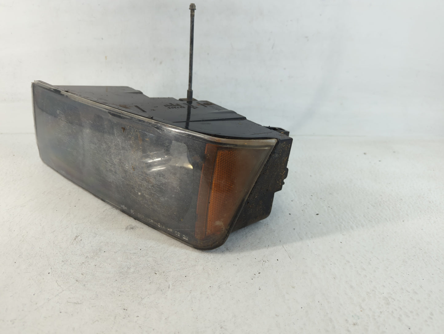 Chevrolet Avalanche Passenger Right Oem Head Light Headlight Lamp - Oemusedautoparts1.com