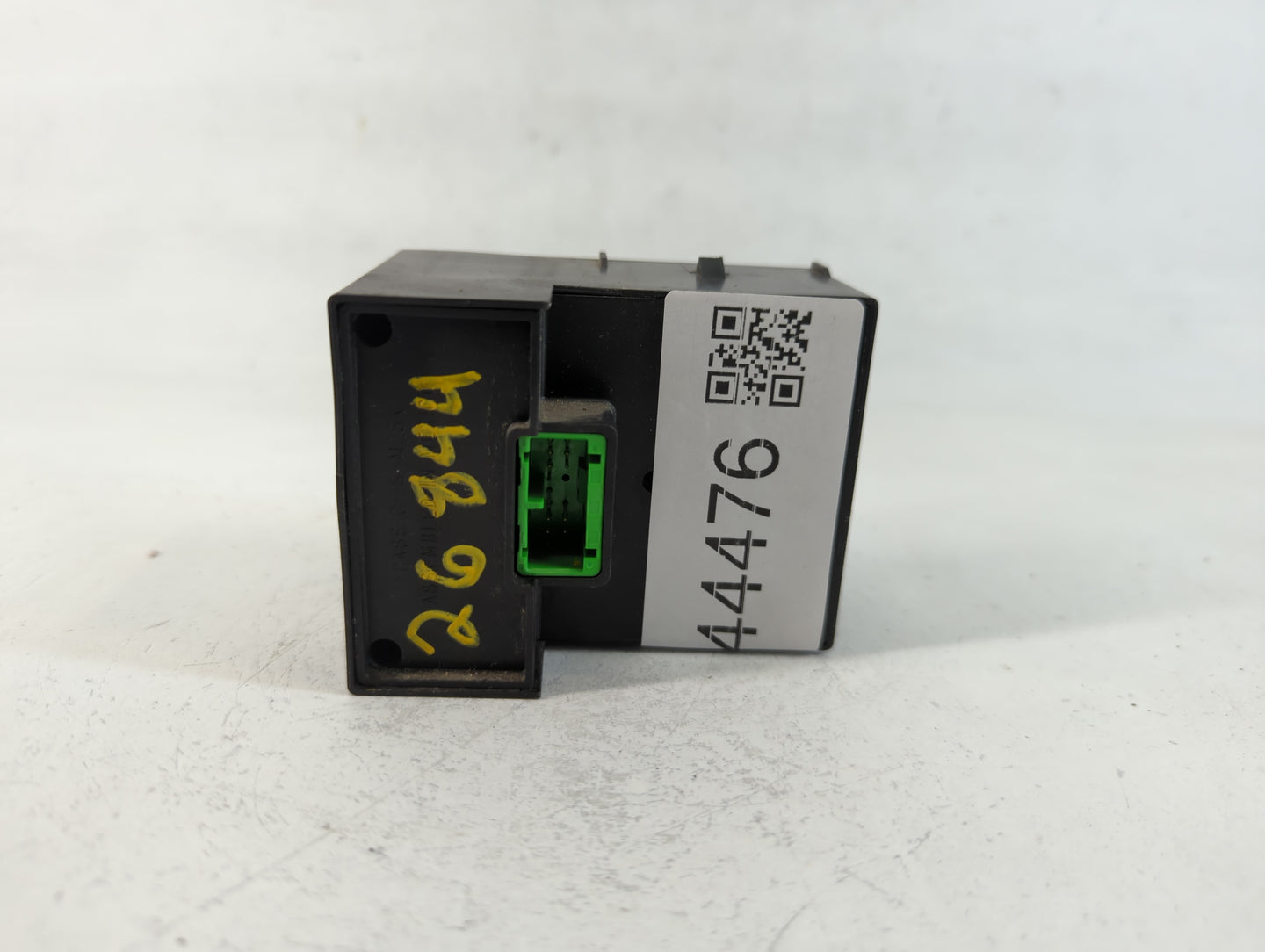 Chevrolet Avalanche Headlight Lamp Control Switch - Oemusedautoparts1.com