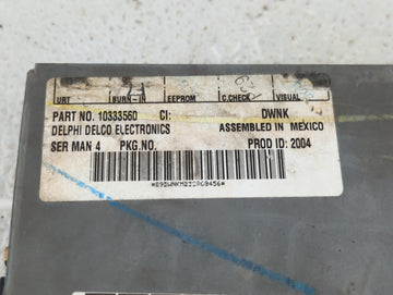 2004-2005 Chevrolet Avalanche 1500 Radio AM FM Cd Player Receiver Replacement P/N:10333560 Fits Fits 2003 2004 2005 2006 2007 OEM Used Auto Parts