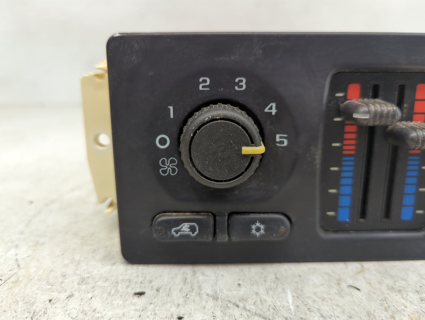 2003-2004 Chevrolet Avalanche 1500 Climate Control Module Temperature AC/Heater Replacement P/N:15183793 Fits Fits 2003 2004