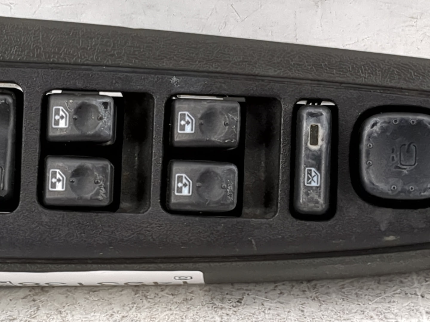 2003-2006 Chevrolet Avalanche 1500 Master Power Window Switch Replacement Driver Side Left P/N:15112971 BP2971X233190L54 Fit