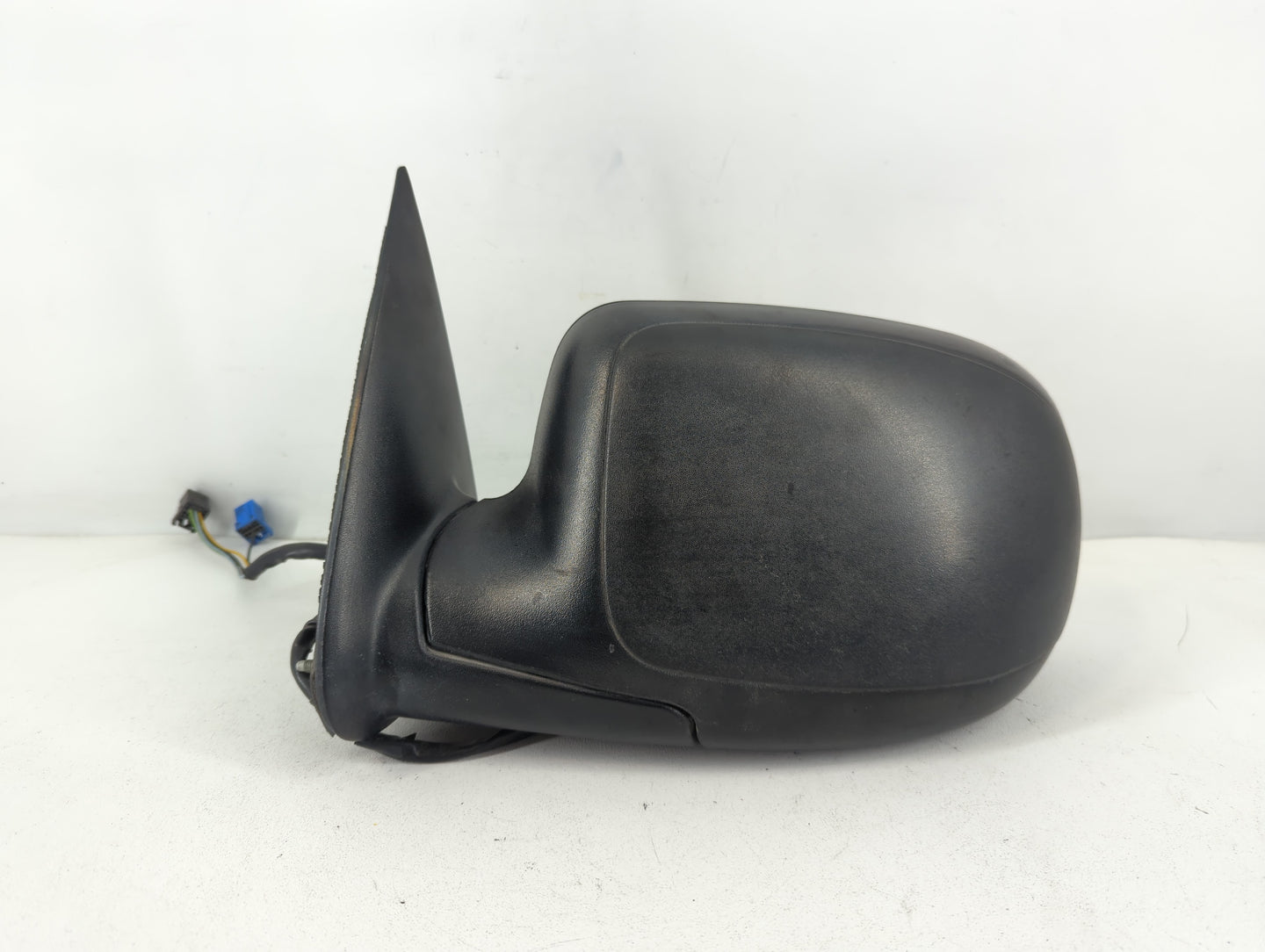 2003-2006 Chevrolet Avalanche 1500 Side Mirror Replacement Driver Left View Door Mirror P/N:92-07300-004 Fits OEM Used Auto 