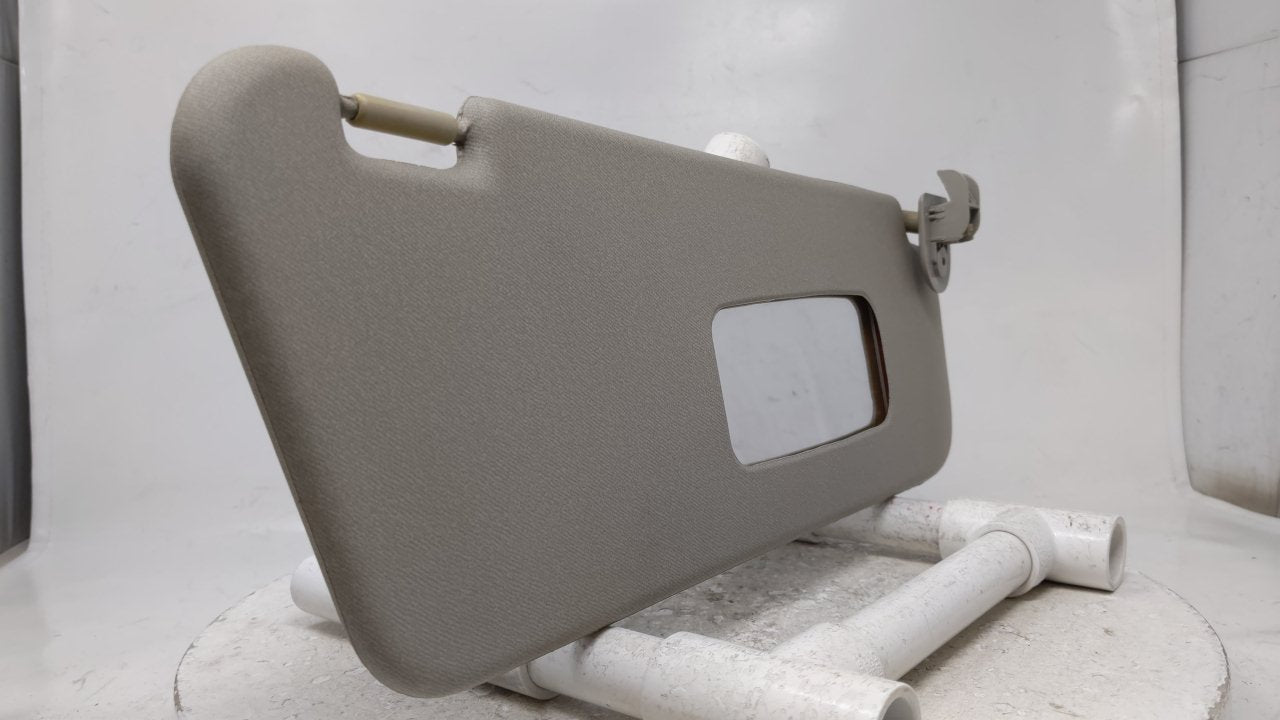 2004 Chevrolet Aveo Sun Visor Shade Replacement Passenger Right Mirror Fits OEM Used Auto Parts - Oemusedautoparts1.com