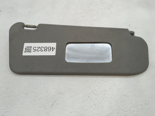 2004-2005 Chevrolet Aveo Sun Visor Shade Replacement Passenger Right Mirror Fits Fits 2004 2005 OEM Used Auto Parts - Oemuse