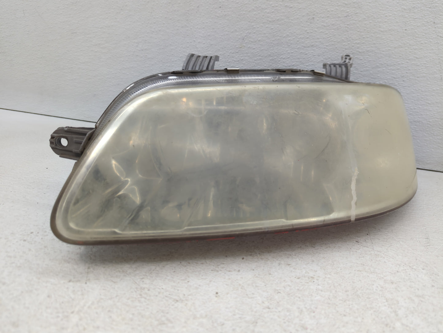 2004-2006 Chevrolet Aveo Driver Left Oem Head Light Headlight Lamp - Oemusedautoparts1.com