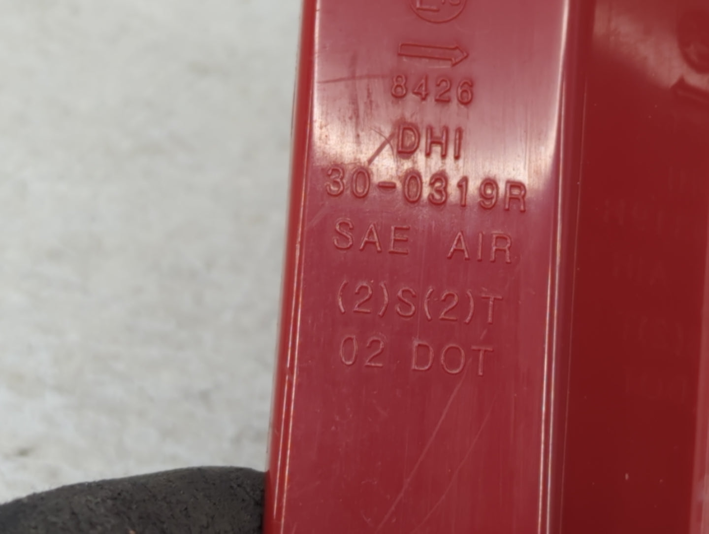 2004 Chevrolet Aveo Tail Light Assembly Driver Left OEM P/N:8436 DHI 30-0319R 30-0319R Fits OEM Used Auto Parts - Oemusedaut