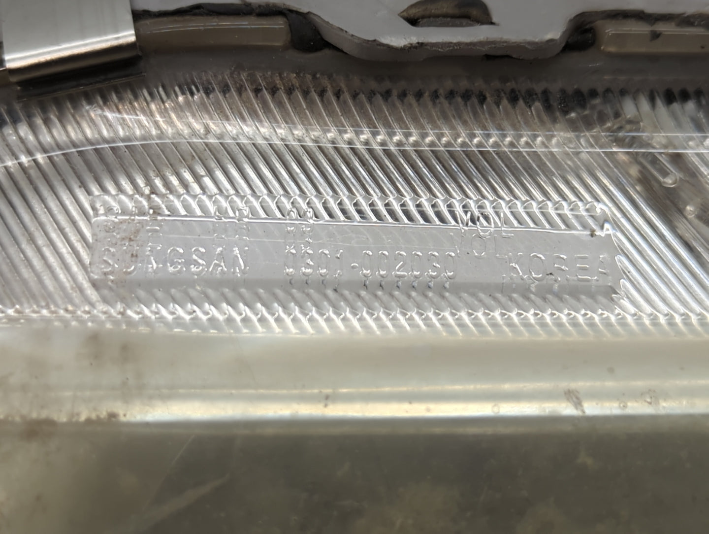 2004-2006 Chevrolet Aveo Passenger Right Oem Head Light Headlight Lamp - Oemusedautoparts1.com