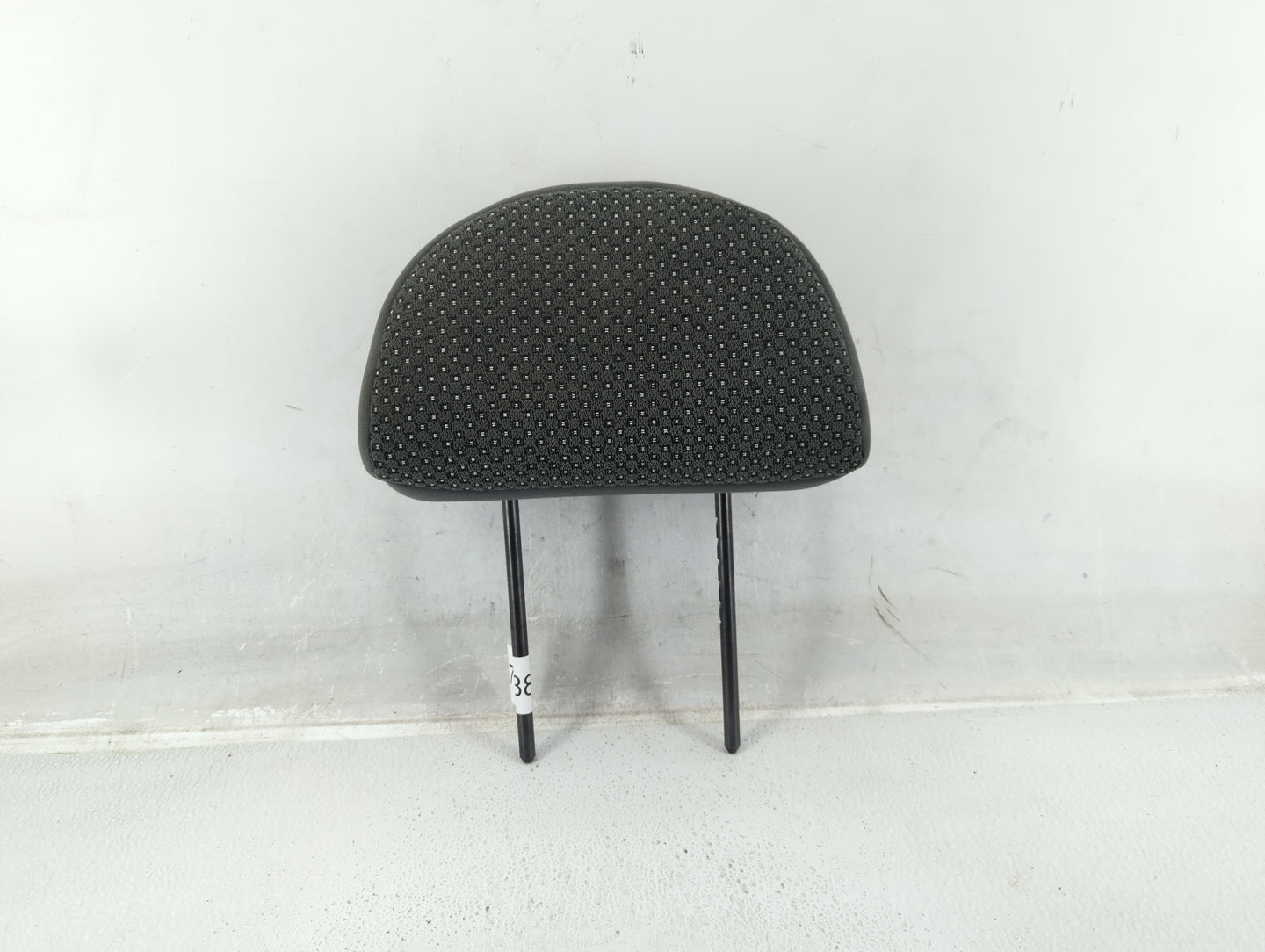 2004-2006 Chevrolet Aveo Headrest Head Rest Front Driver Passenger Seat - Oemusedautoparts1.com