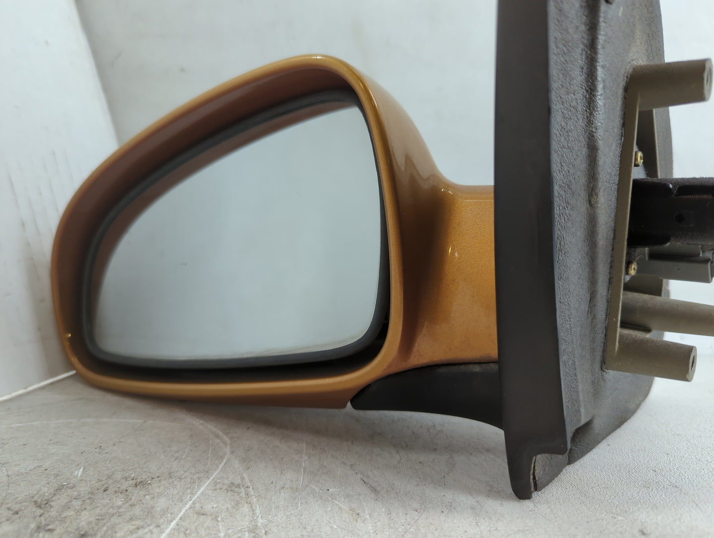 2004-2005 Chevrolet Aveo Driver Left Side View Manual Door Mirror Orange - Oemusedautoparts1.com