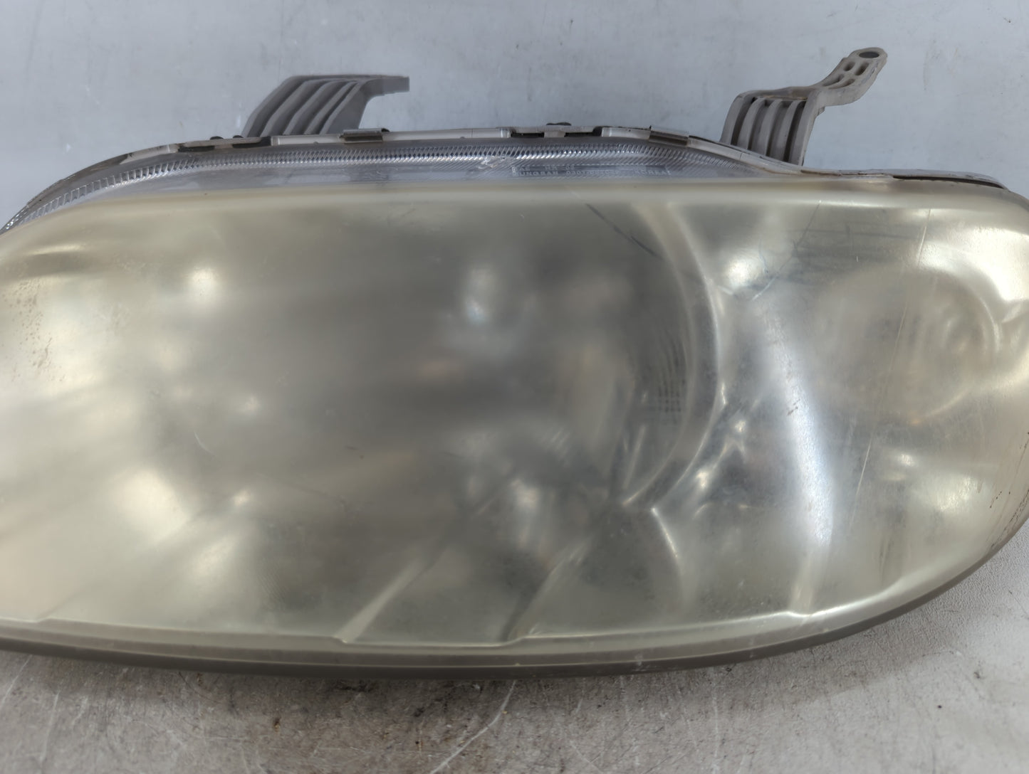 2004-2006 Chevrolet Aveo Driver Left Oem Head Light Headlight Lamp - Oemusedautoparts1.com