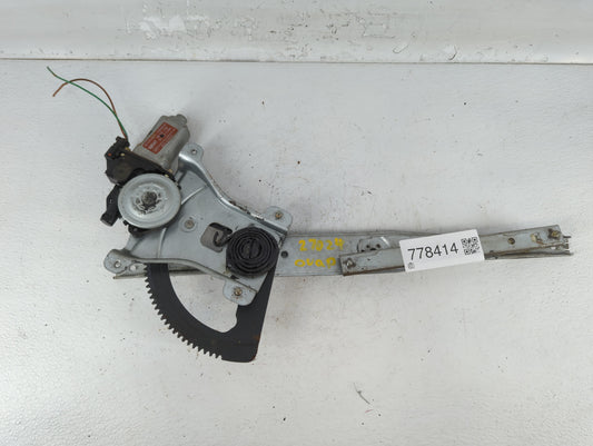 2004 Chevrolet Aveo Passenger Front Right Power Window Motor - Oemusedautoparts1.com