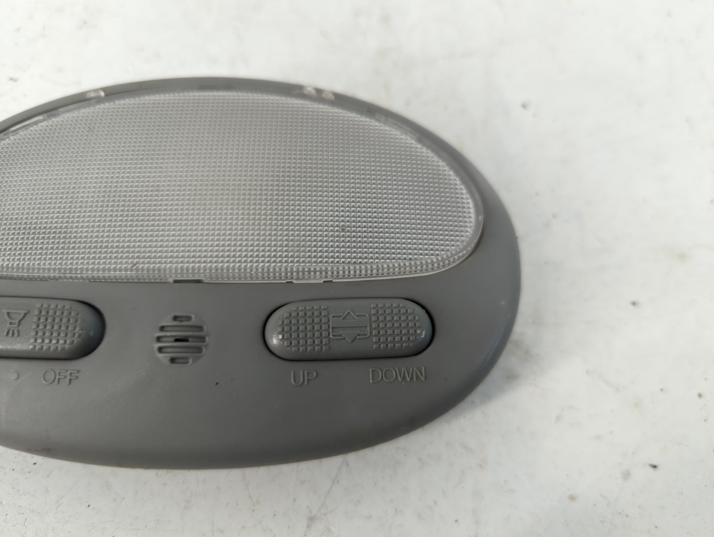 2004-2005 Chevrolet Aveo Overhead Roof Console - Oemusedautoparts1.com