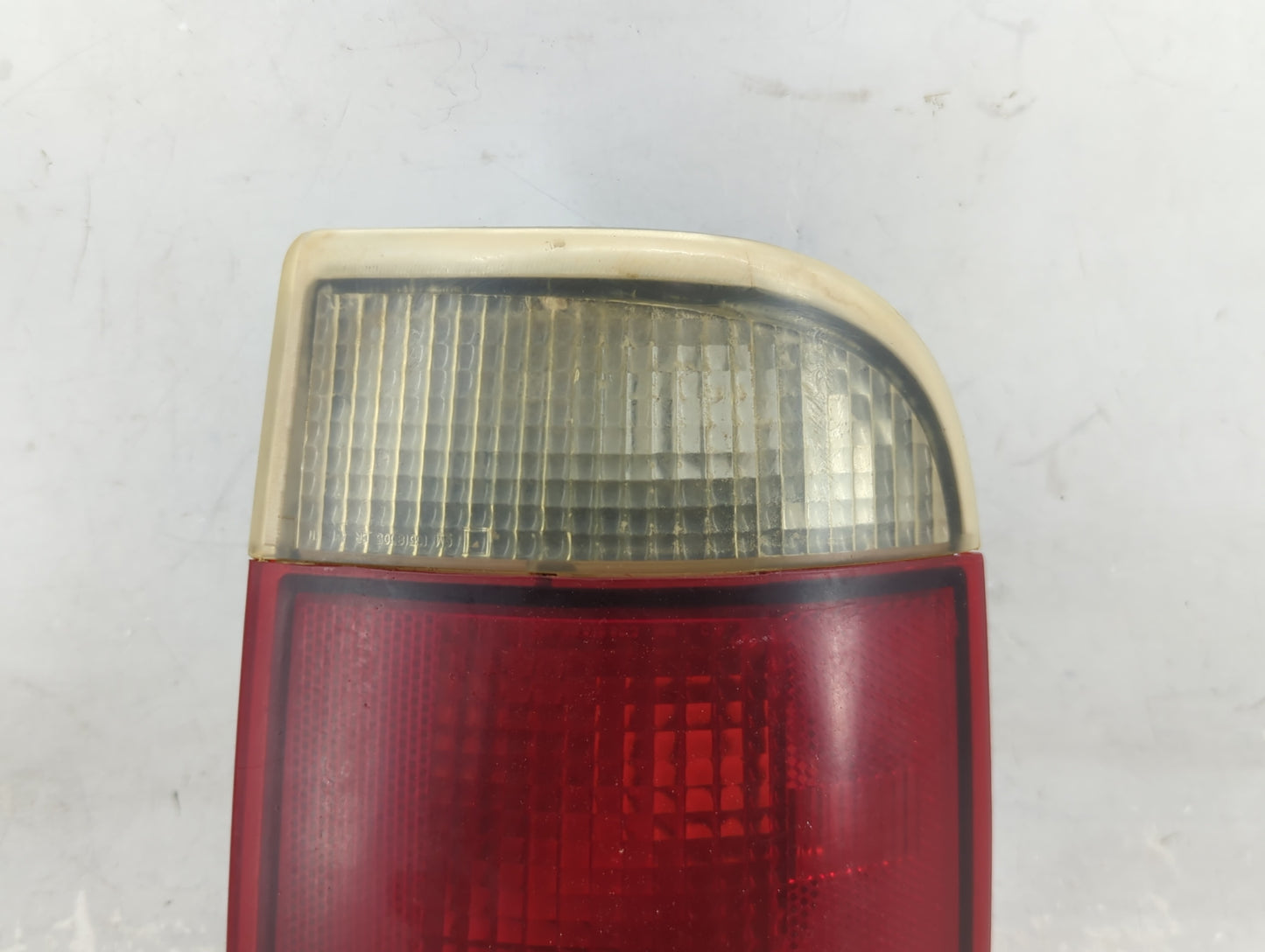 1995-2005 Chevrolet Blazer Tail Light Assembly Driver Left OEM P/N:16518499 Fits OEM Used Auto Parts - Oemusedautoparts1.com