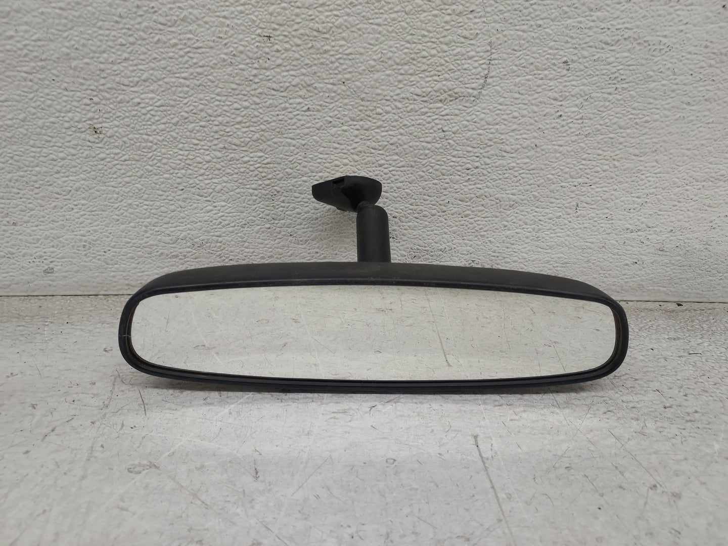 2000-2005 Chevrolet Cavalier Interior Rear View Mirror Replacement OEM Fits OEM Used Auto Parts - Oemusedautoparts1.com