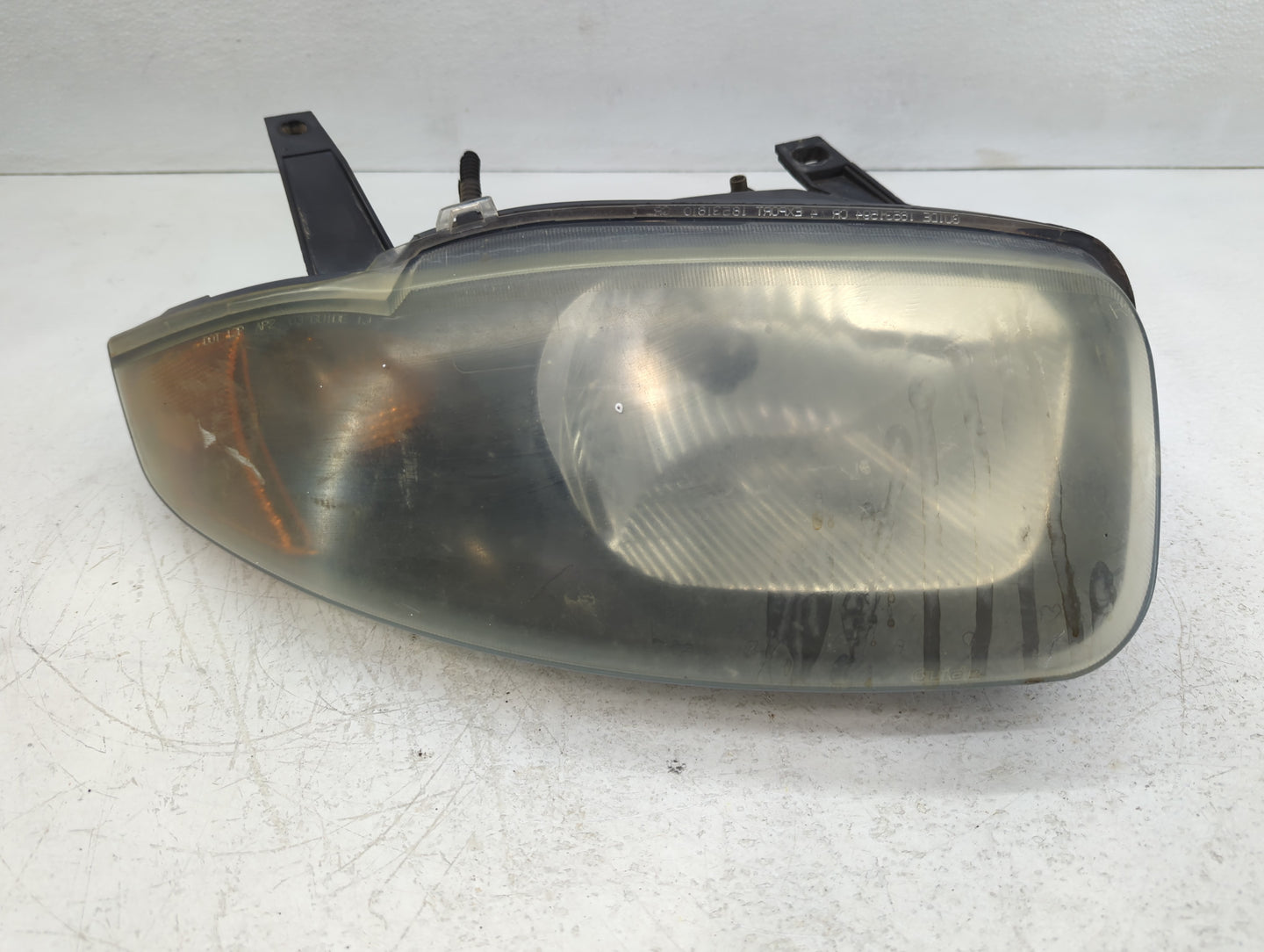 2003 Chevrolet Cavalier Passenger Right Oem Head Light Headlight Lamp - Oemusedautoparts1.com