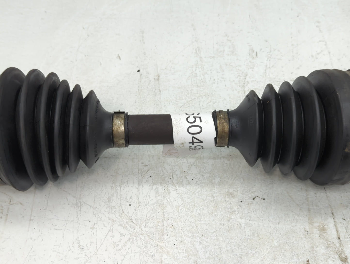 2003-2005 Chevrolet Cavalier Axle Shaft Front Driver Cv C/v - Oemusedautoparts1.com