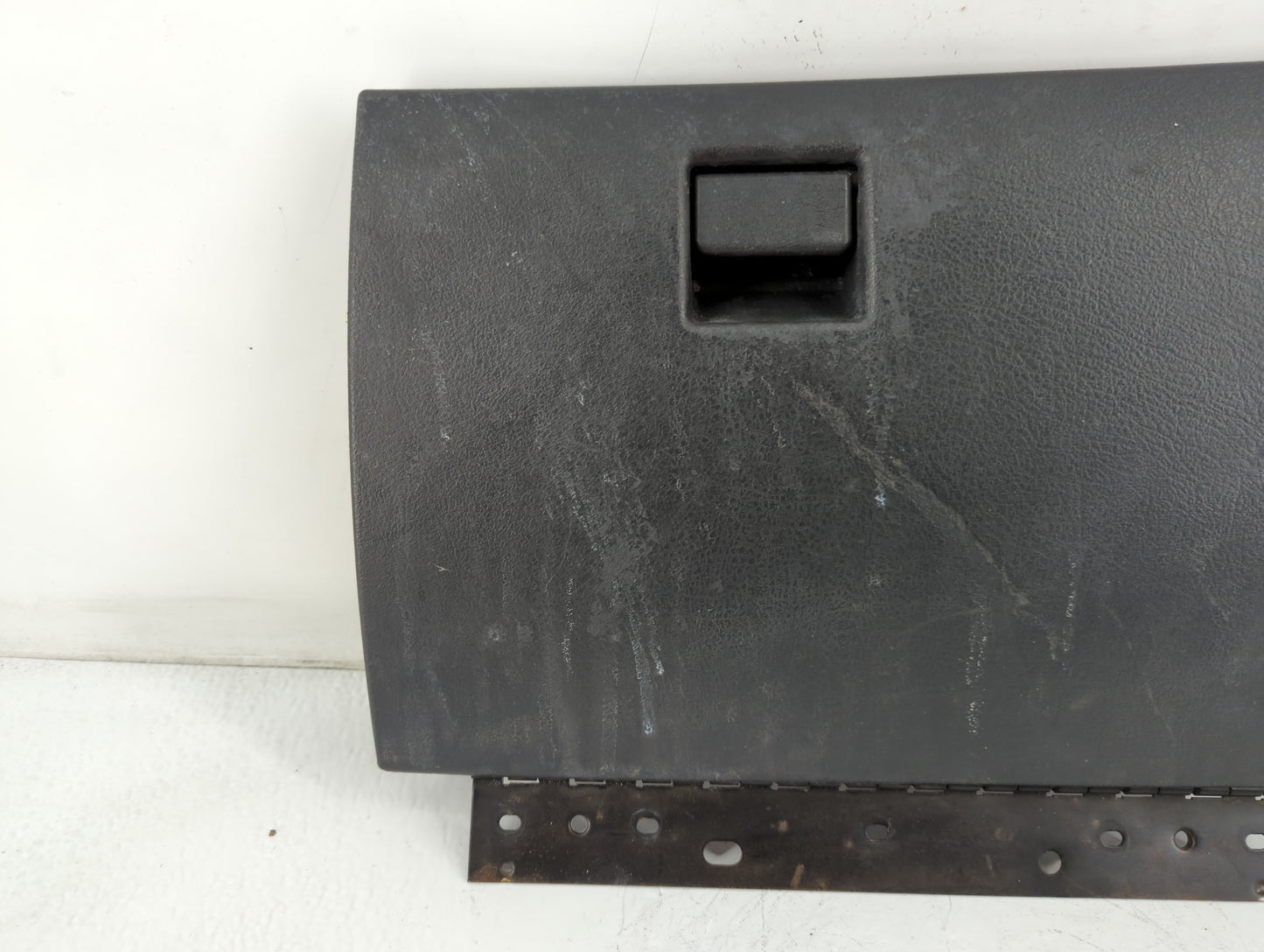 2004 Chevrolet Cavalier Passenger Glove Box Door Storage Compartment - Oemusedautoparts1.com