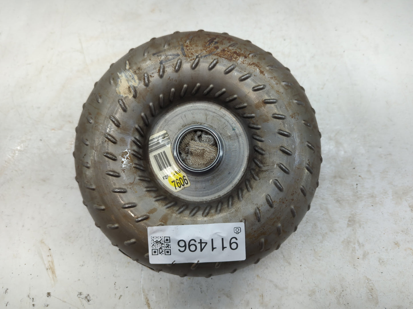 2004 Chevrolet Cavalier Torque Converter Automatic Transmission OEM P/N:2420 7606 Fits OEM Used Auto Parts - Oemusedautopart