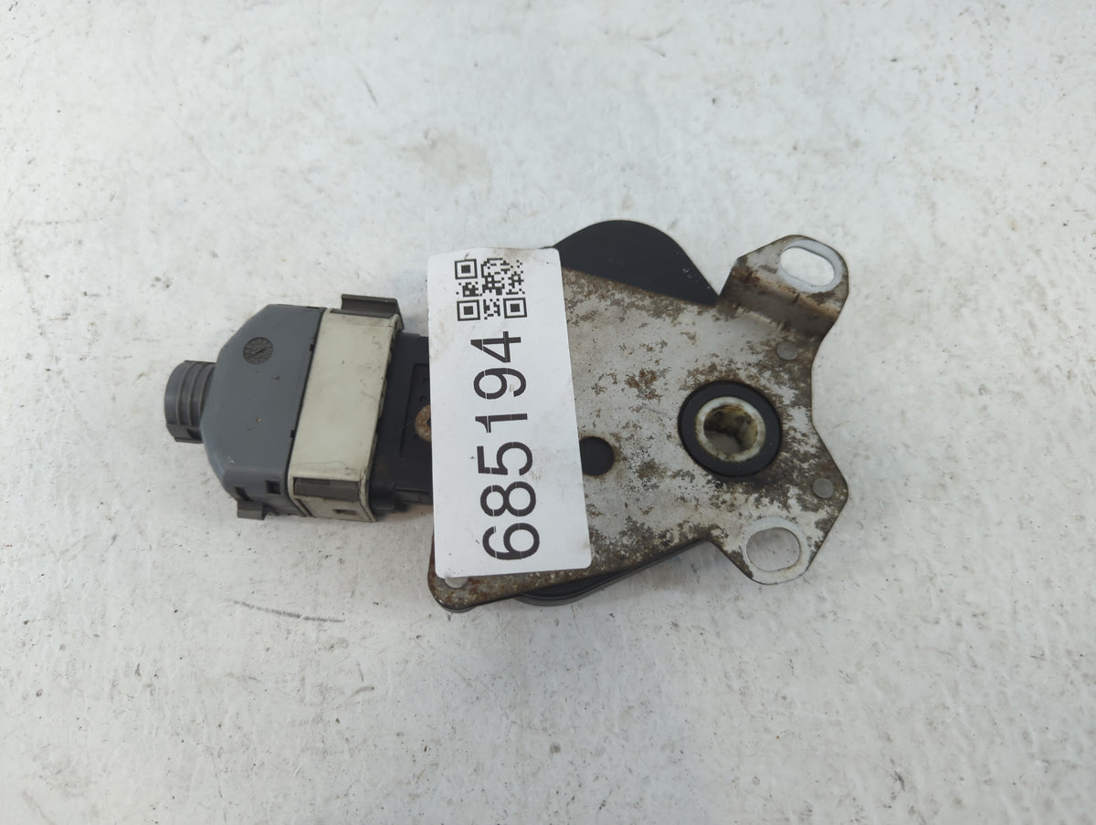 2004 Chevrolet Cobalt Ignition Coil Igniter Pack - Oemusedautoparts1.com