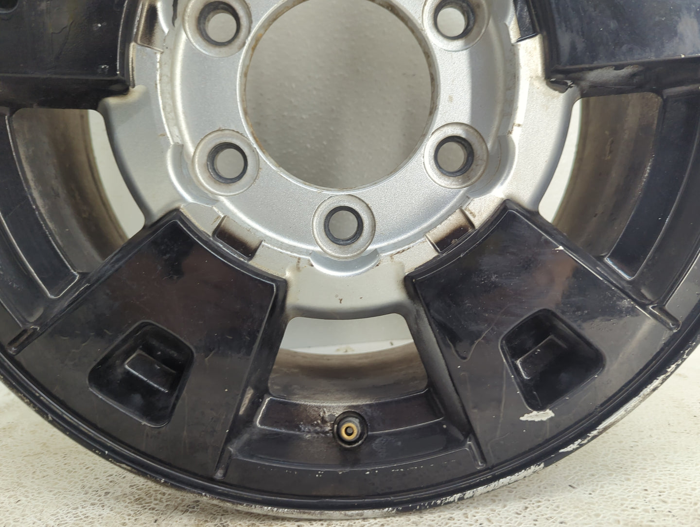 2004-2008 Chevrolet Colorado Oem Wheel Rim 1093152 - Oemusedautoparts1.com