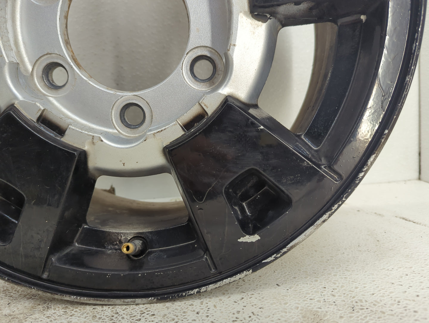 2004-2008 Chevrolet Colorado Oem Wheel Rim 1093152 - Oemusedautoparts1.com