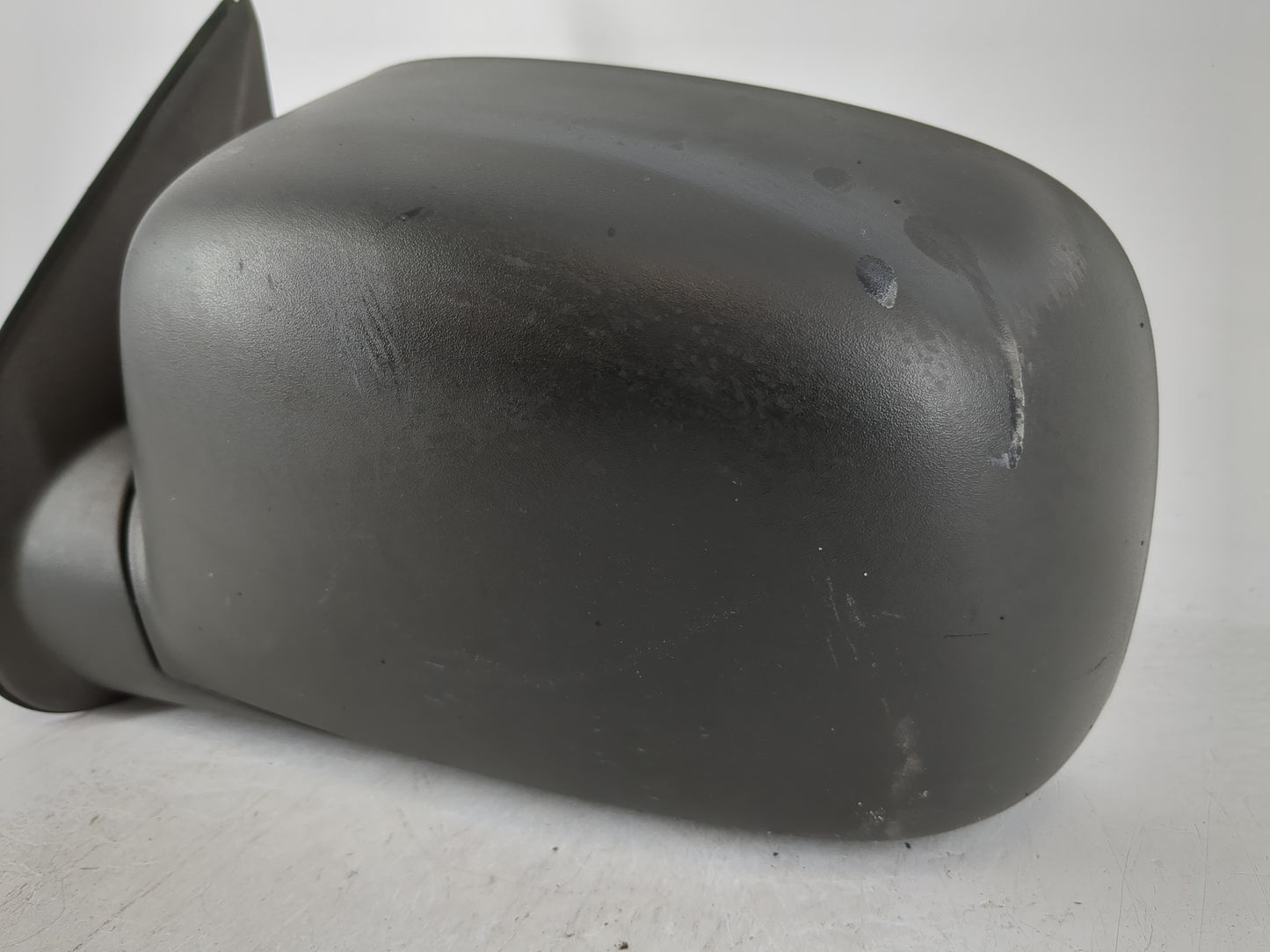 2004-2012 Chevrolet Colorado Driver Side View Mirror - Left Door Mirror OEM Used - Oemusedautoparts1.com