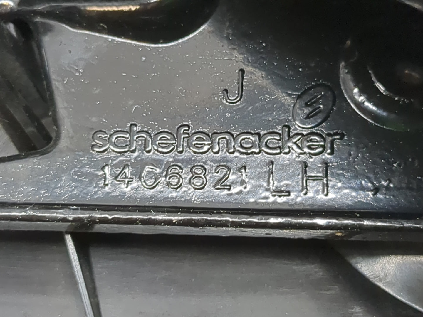 2004-2012 Chevrolet Colorado Driver Side View Mirror - Left Door Mirror OEM Used - Oemusedautoparts1.com