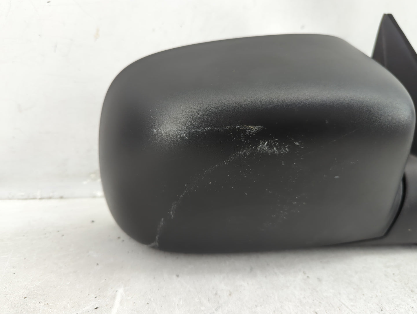 2004-2012 Chevrolet Colorado Passenger Side View Mirror - Right Door Mirror OEM Used - Oemusedautoparts1.com
