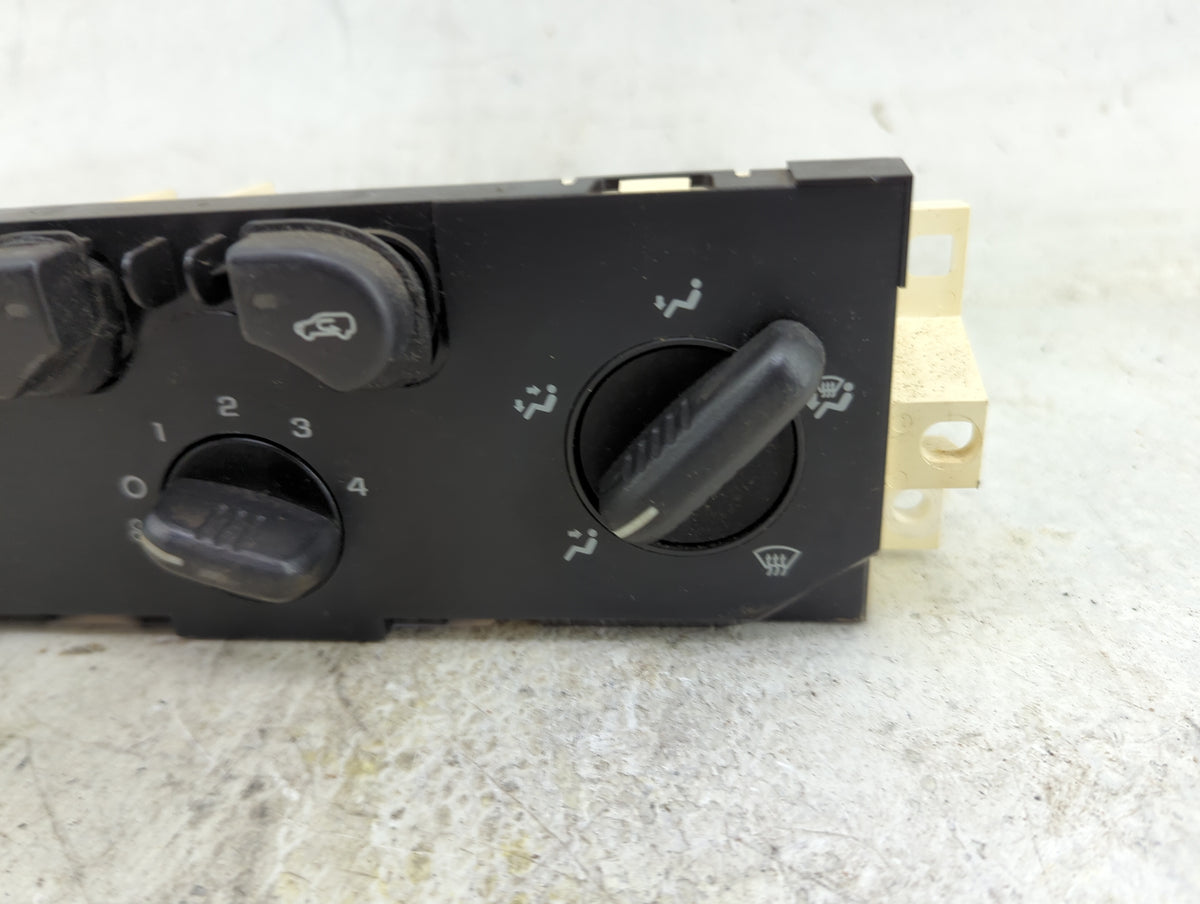 2004-2012 Chevrolet Colorado Climate Control Module Temperature AC/Heater Replacement P/N:15132087 Fits OEM Used Auto Parts 