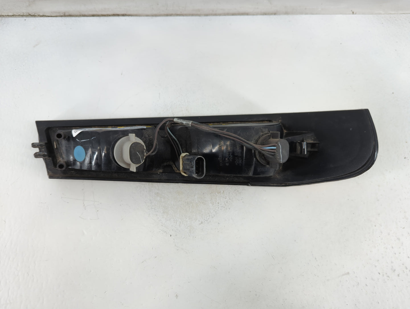 2004-2012 Chevrolet Colorado Driver Left Oem Fog Light Lamp - Oemusedautoparts1.com