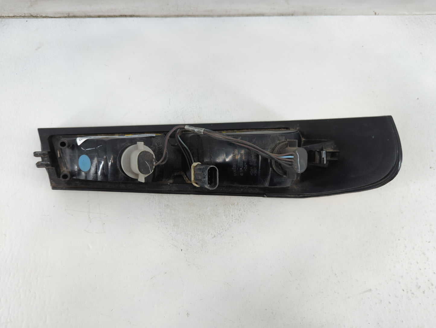 2004-2012 Chevrolet Colorado Driver Left Oem Fog Light Lamp - Oemusedautoparts1.com