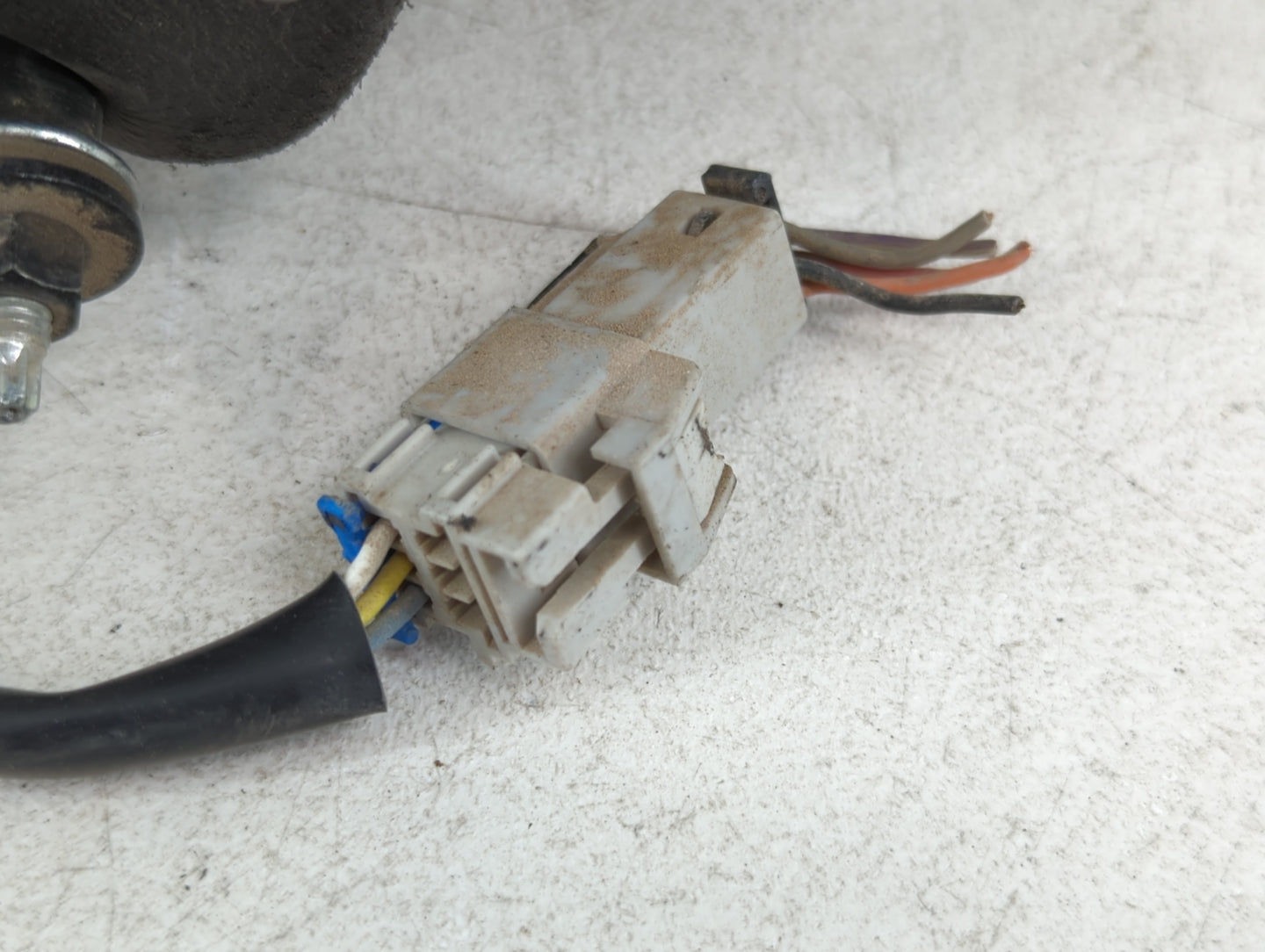 2000-2005 Chevrolet Impala Side Mirror Replacement Passenger Right View Door Mirror P/N:R18-48000 Fits OEM Used Auto Parts -