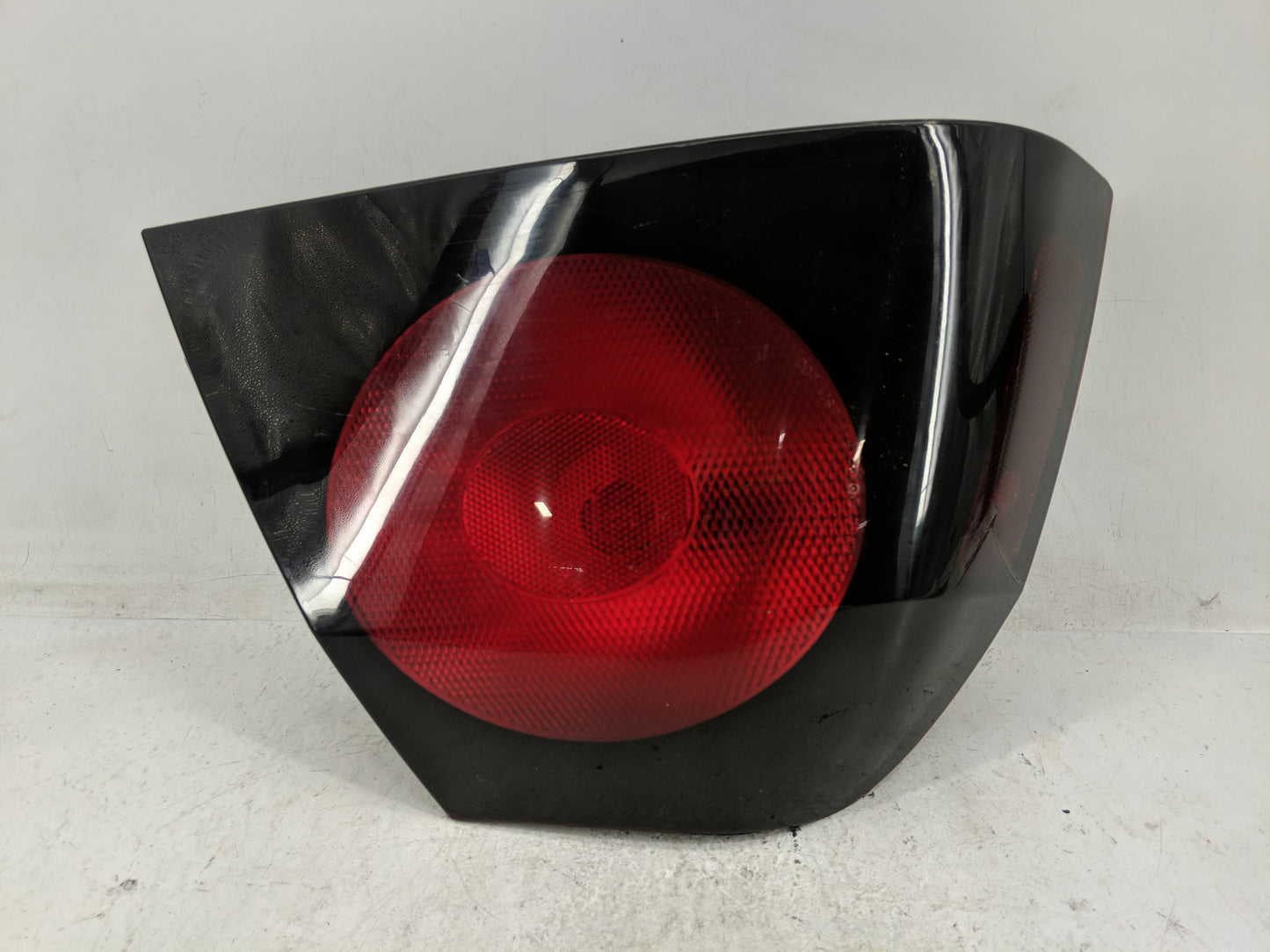 2004-2005 Chevrolet Impala Tail Light Assembly Driver Left OEM Fits Fits 2004 2005 OEM Used Auto Parts - Oemusedautoparts1.c