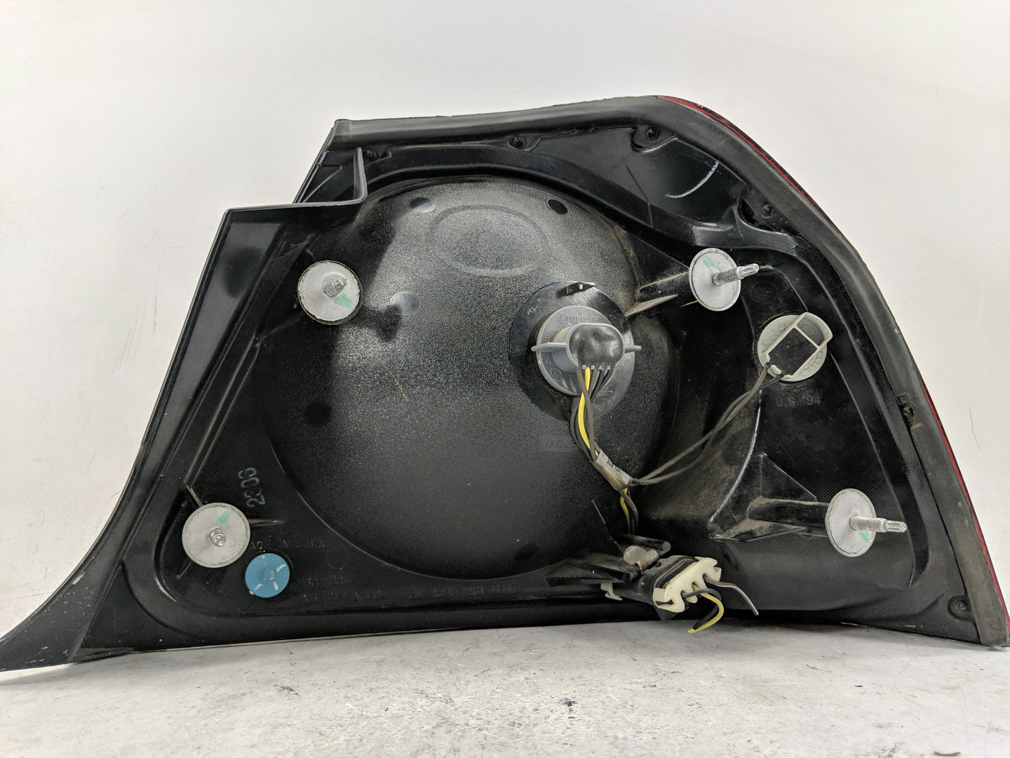 2004-2005 Chevrolet Impala Tail Light Assembly Driver Left OEM Fits Fits 2004 2005 OEM Used Auto Parts - Oemusedautoparts1.c