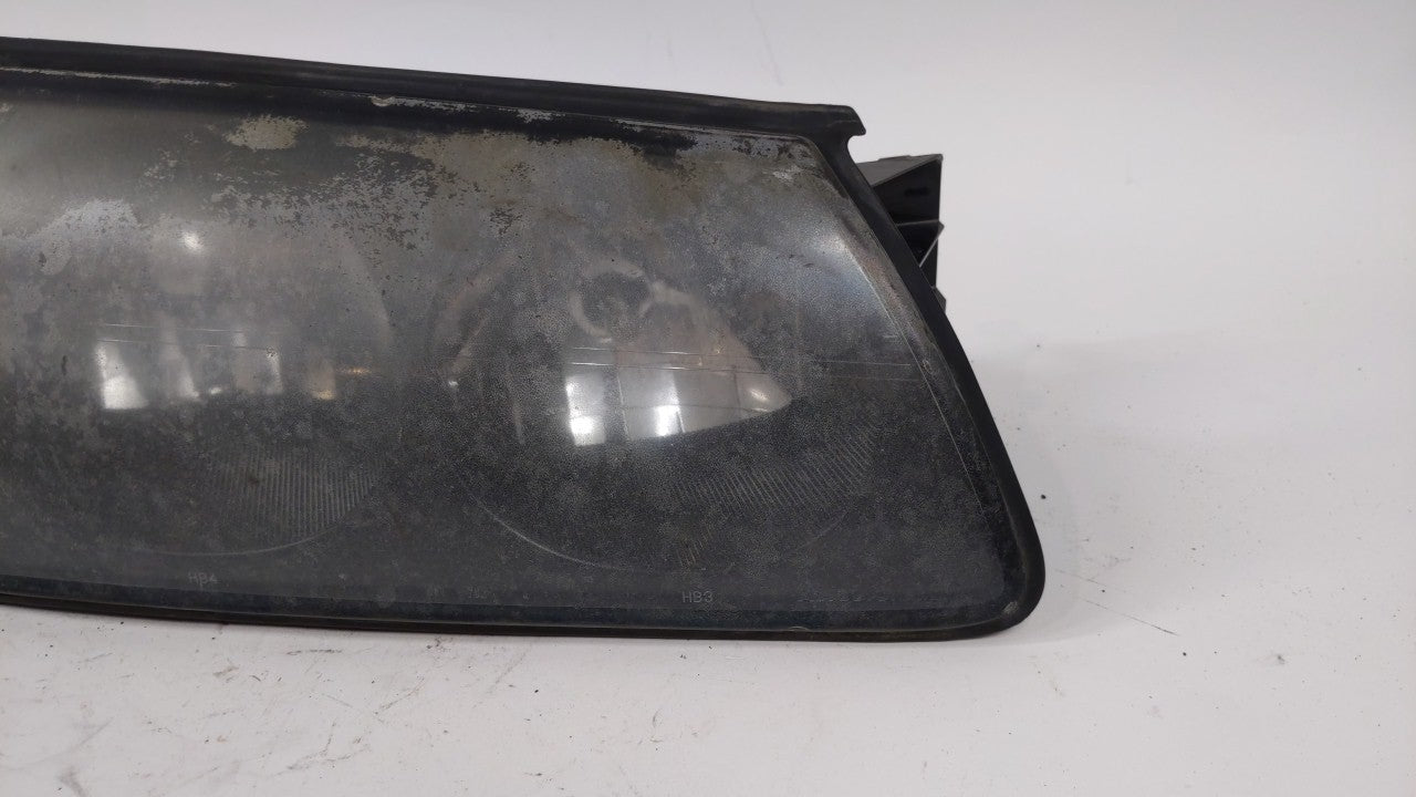 2000-2004 Chevrolet Impala Passenger Right Oem Head Light Headlight Lamp - Oemusedautoparts1.com