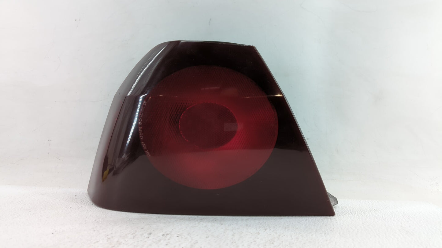 2004-2005 Chevrolet Impala Tail Light Assembly Driver Left OEM P/N:16525261 Fits Fits 2004 2005 OEM Used Auto Parts - Oemuse