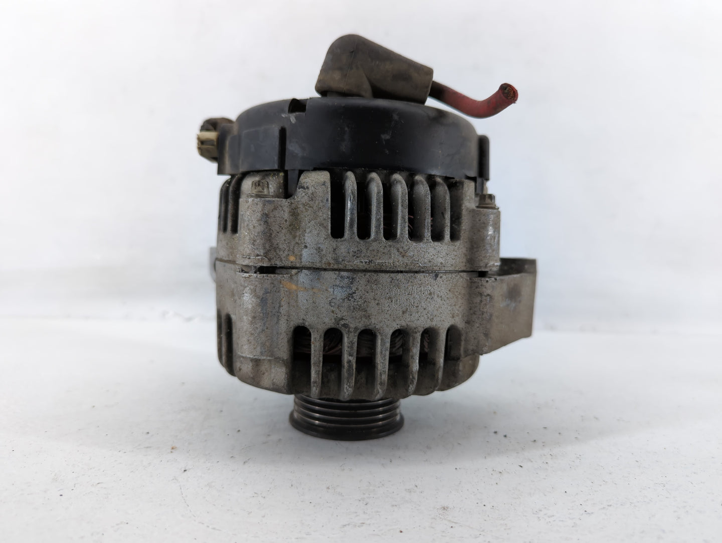 2004 Chevrolet Impala Alternator Replacement Generator Charging Assembly Engine OEM P/N:10 288 763 Fits Fits 1999 2000 2001 