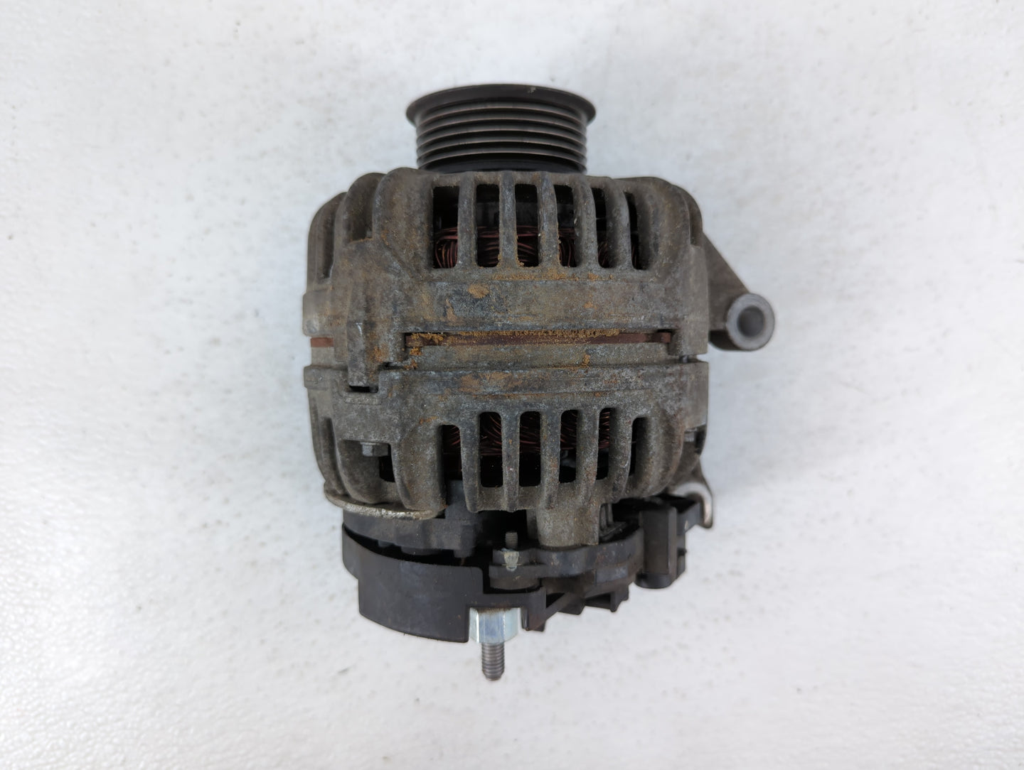 2004 Chevrolet Impala Alternator Replacement Generator Charging Assembly Engine OEM P/N:10 339 422 0 124 415 035 Fits OEM Us