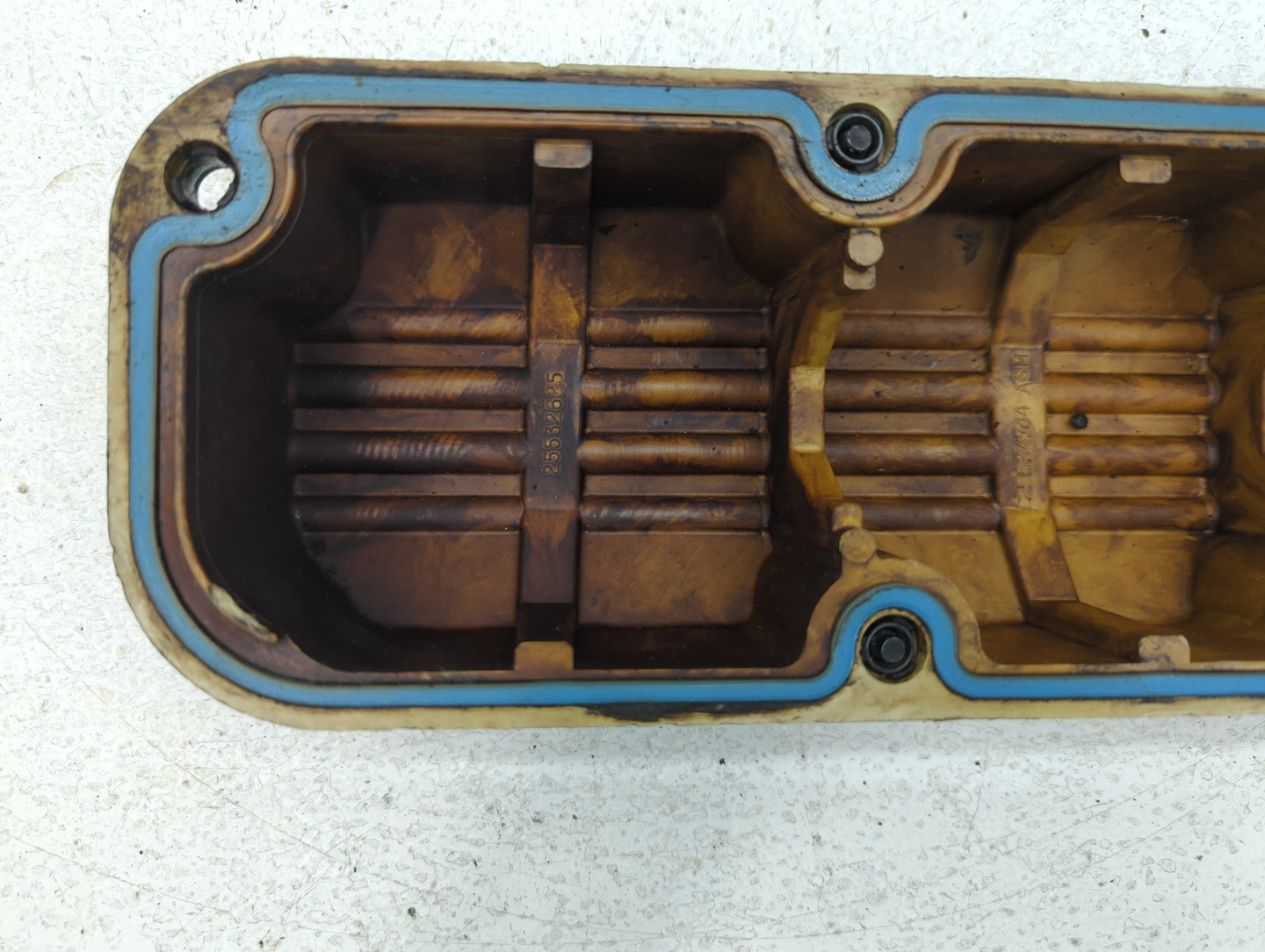 2004 Chevrolet Impala VALVE cover - Oemusedautoparts1.com