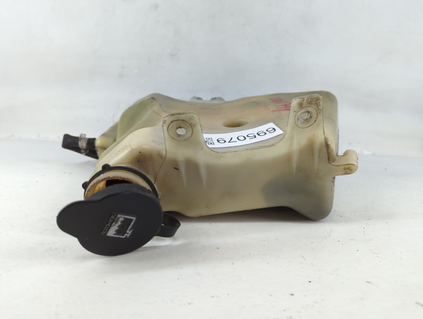 2004 Chevrolet Impala Radiator Coolant Overflow Expansion Tank Bottle - Oemusedautoparts1.com