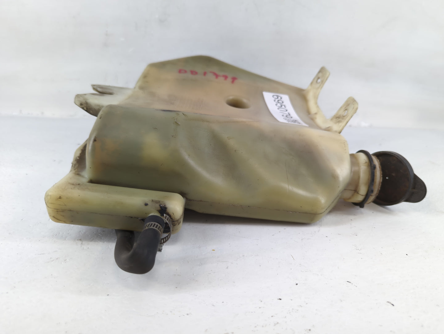 2004 Chevrolet Impala Radiator Coolant Overflow Expansion Tank Bottle 695079 - Oemusedautoparts1.com