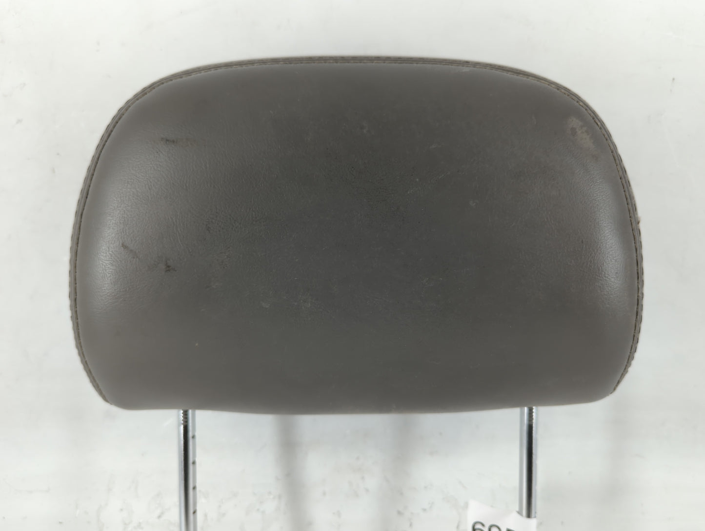 2002-2005 Chevrolet Impala Headrest Head Rest Front Driver Passenger Seat Fits Fits 2002 2003 2004 2005 OEM Used Auto Parts 