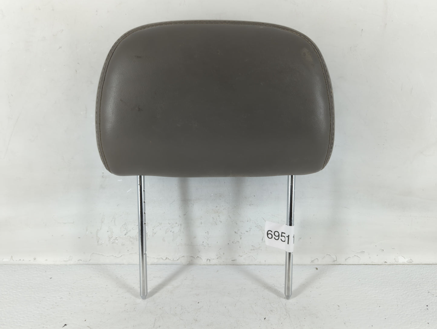 2002-2005 Chevrolet Impala Headrest Head Rest Front Driver Passenger Seat Fits Fits 2002 2003 2004 2005 OEM Used Auto Parts 