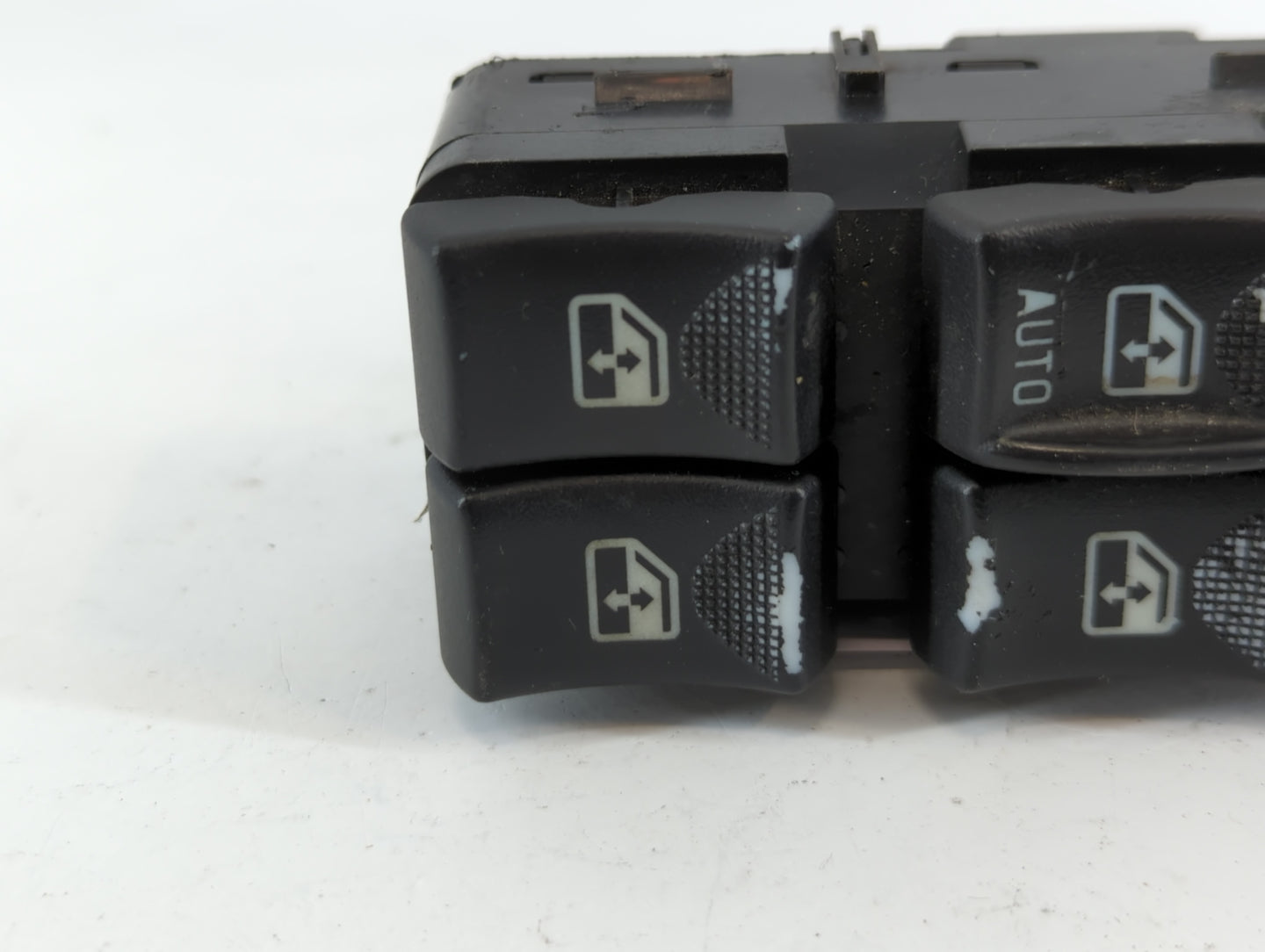 2000-2005 Chevrolet Impala Master Power Window Switch Replacement Driver Side Left P/N:10435216 Fits OEM Used Auto Parts - O